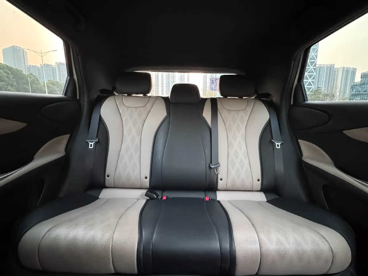 2023 BYD Dolphin BEV 44.928KWH,autocango,china used car exporter,china ev exporter,chinese used car exporter,chinese used ev exporter