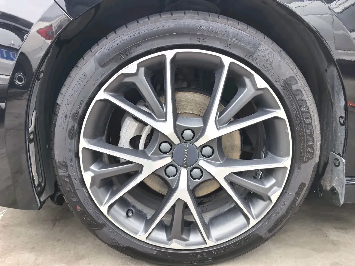 2019 LYNK&CO 03 2.0T 190HP L4 6AT,autocango,china used car exporter,china ev exporter,chinese used car exporter,chinese used ev exporter