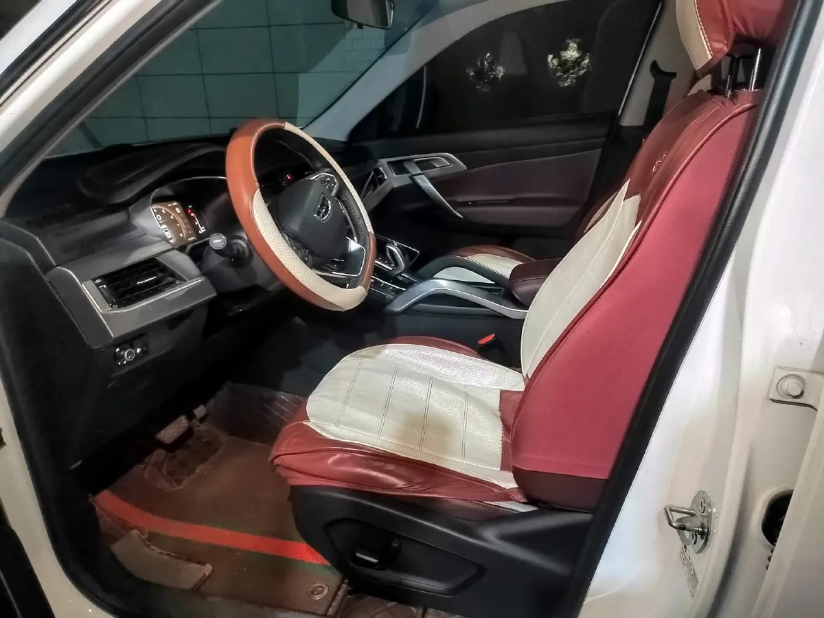 2022 Geely Azkarra 1.8T 184HP L4 7DCT,autocango,china used car exporter,china ev exporter,chinese used car exporter,chinese used ev exporter