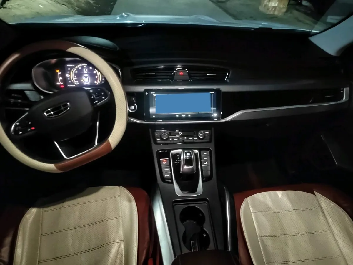 2022 Geely Azkarra 1.8T 184HP L4 7DCT,autocango,china used car exporter,china ev exporter,chinese used car exporter,chinese used ev exporter