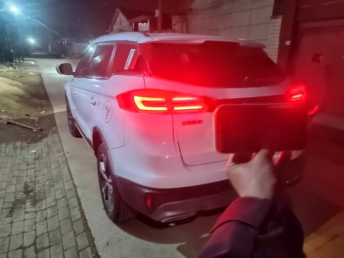 2022 Geely Azkarra 1.8T 184HP L4 7DCT,autocango,china used car exporter,china ev exporter,chinese used car exporter,chinese used ev exporter