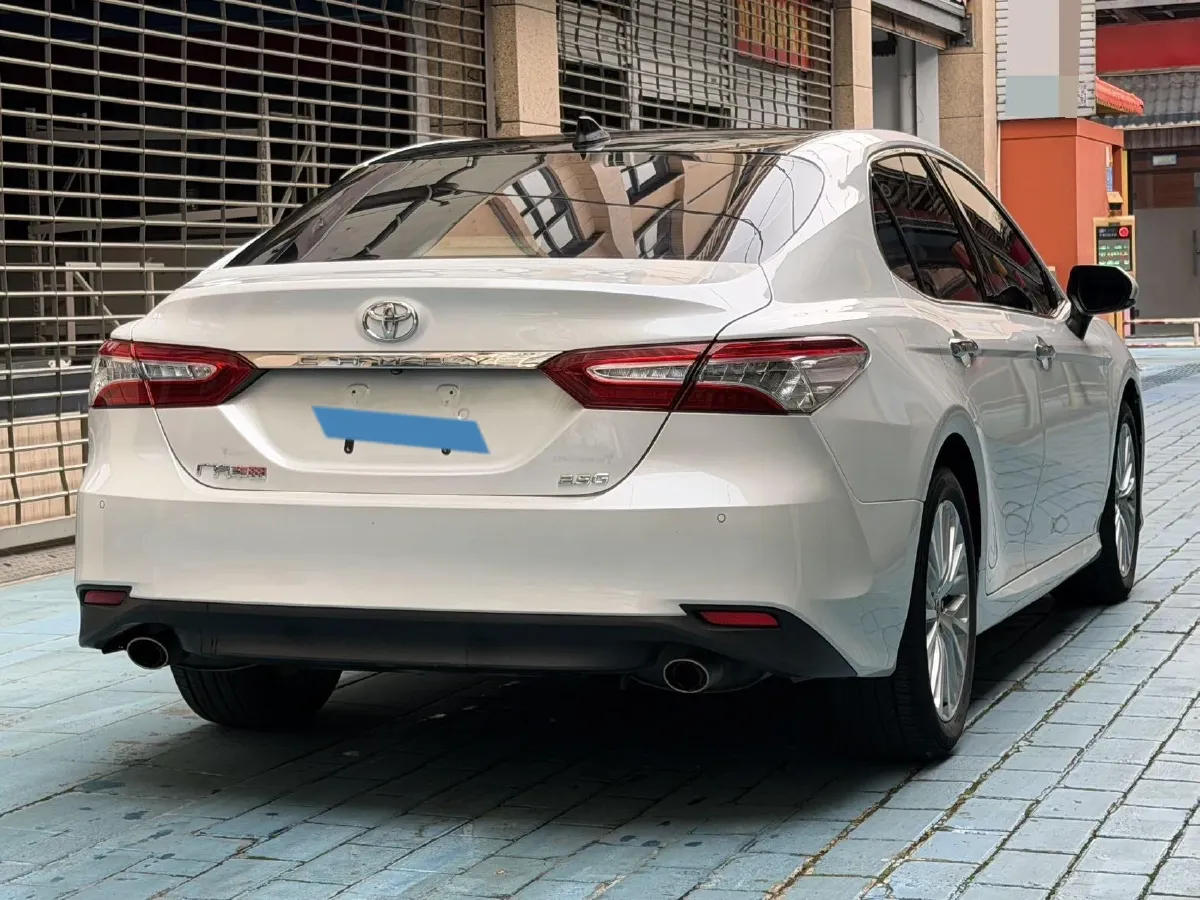 2019 Toyota Camry 2.5L 209HP L4 8AT,autocango,china used car exporter,china ev exporter,chinese used car exporter,chinese used ev exporter