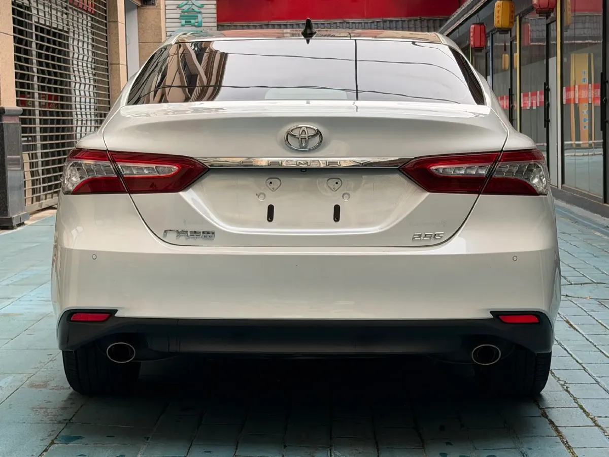 2019 Toyota Camry 2.5L 209HP L4 8AT,autocango,china used car exporter,china ev exporter,chinese used car exporter,chinese used ev exporter
