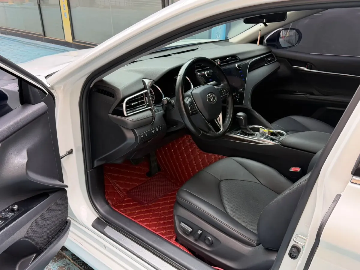 2019 Toyota Camry 2.5L 209HP L4 8AT,autocango,china used car exporter,china ev exporter,chinese used car exporter,chinese used ev exporter