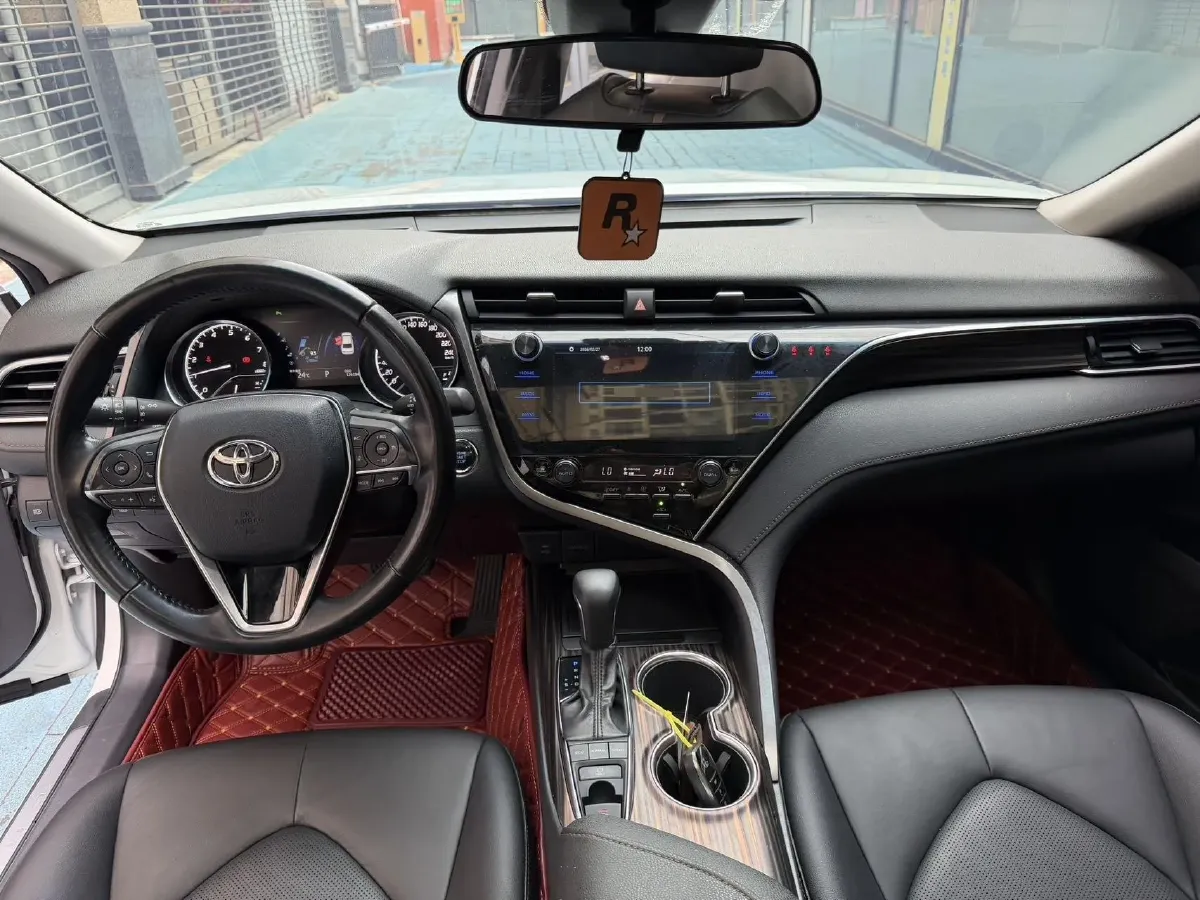 2019 Toyota Camry 2.5L 209HP L4 8AT,autocango,china used car exporter,china ev exporter,chinese used car exporter,chinese used ev exporter