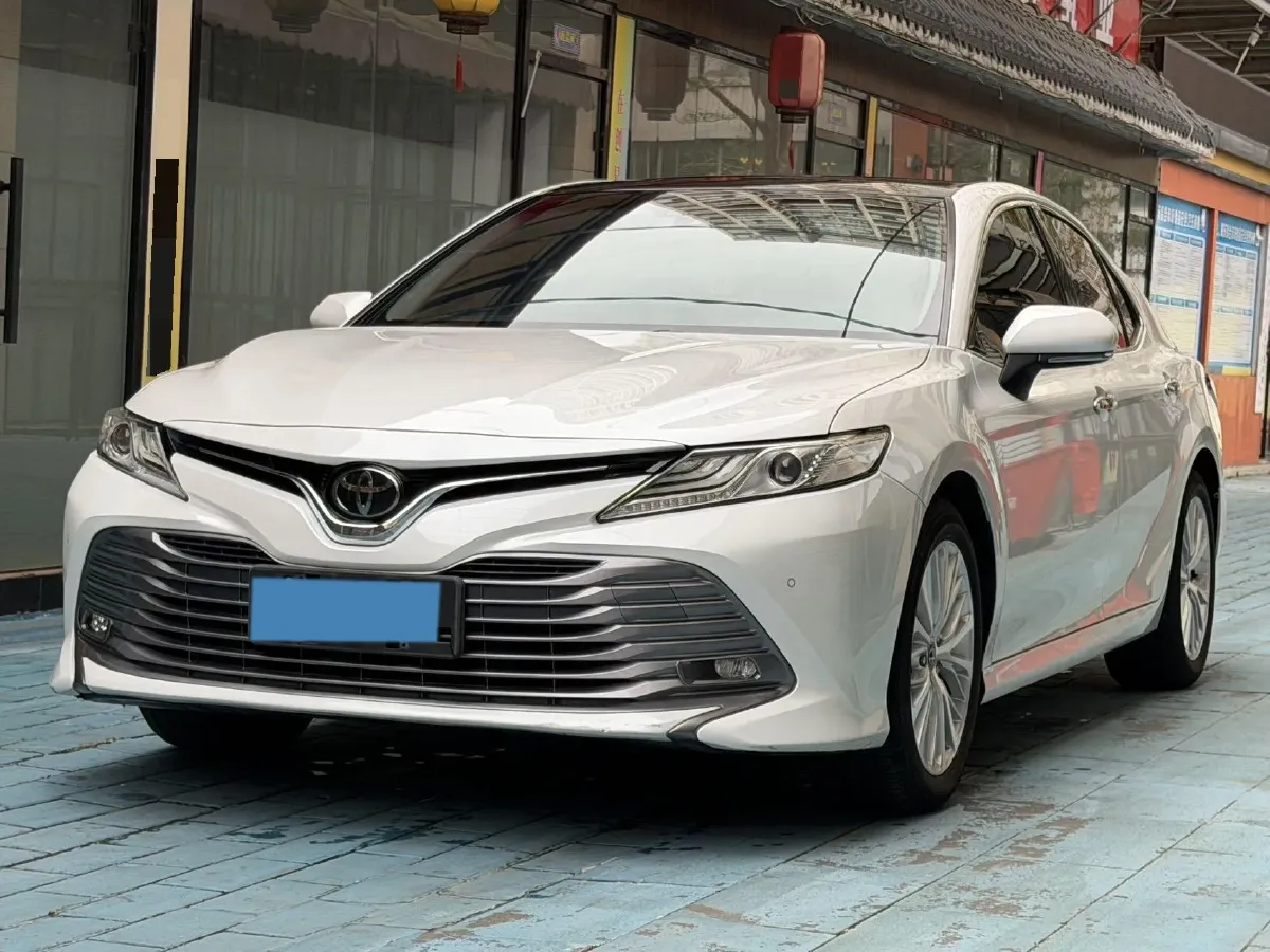 2019 Toyota Camry 2.5L 209HP L4 8AT,autocango,china used car exporter,china ev exporter,chinese used car exporter,chinese used ev exporter