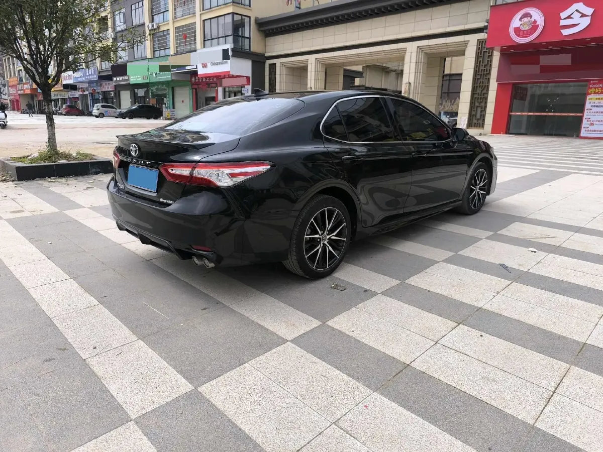 2021 Toyota Camry 2.5L 209HP L4 8AT,autocango,china used car exporter,china ev exporter,chinese used car exporter,chinese used ev exporter