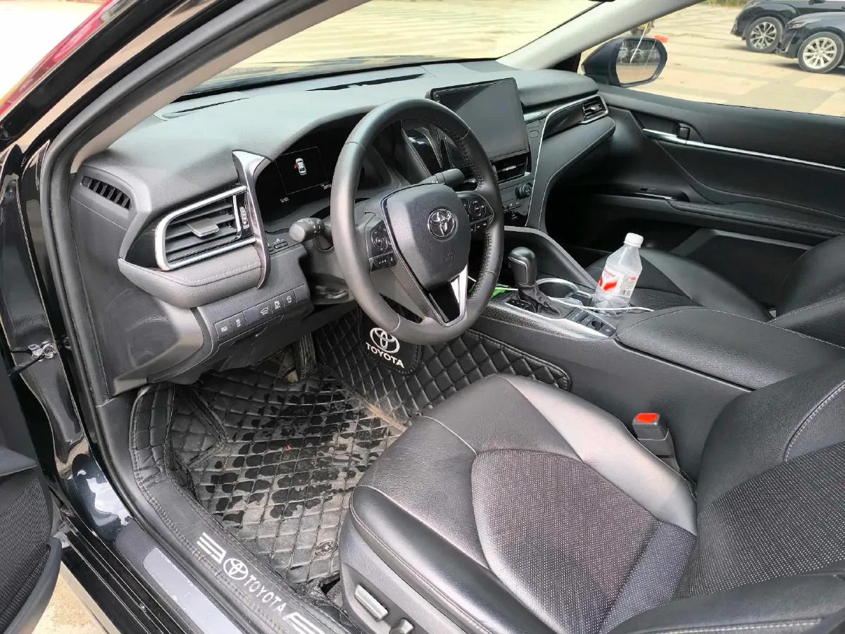 2021 Toyota Camry 2.5L 209HP L4 8AT,autocango,china used car exporter,china ev exporter,chinese used car exporter,chinese used ev exporter