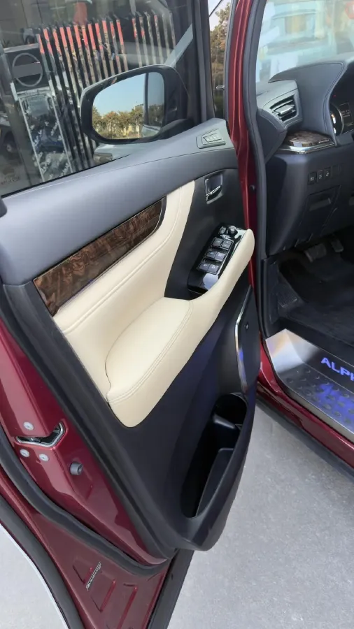 2020 Toyota Alphard 2.5L 117HP L4 E-CVT Hybrid,autocango,china used car exporter,china ev exporter,chinese used car exporter,chinese used ev exporter