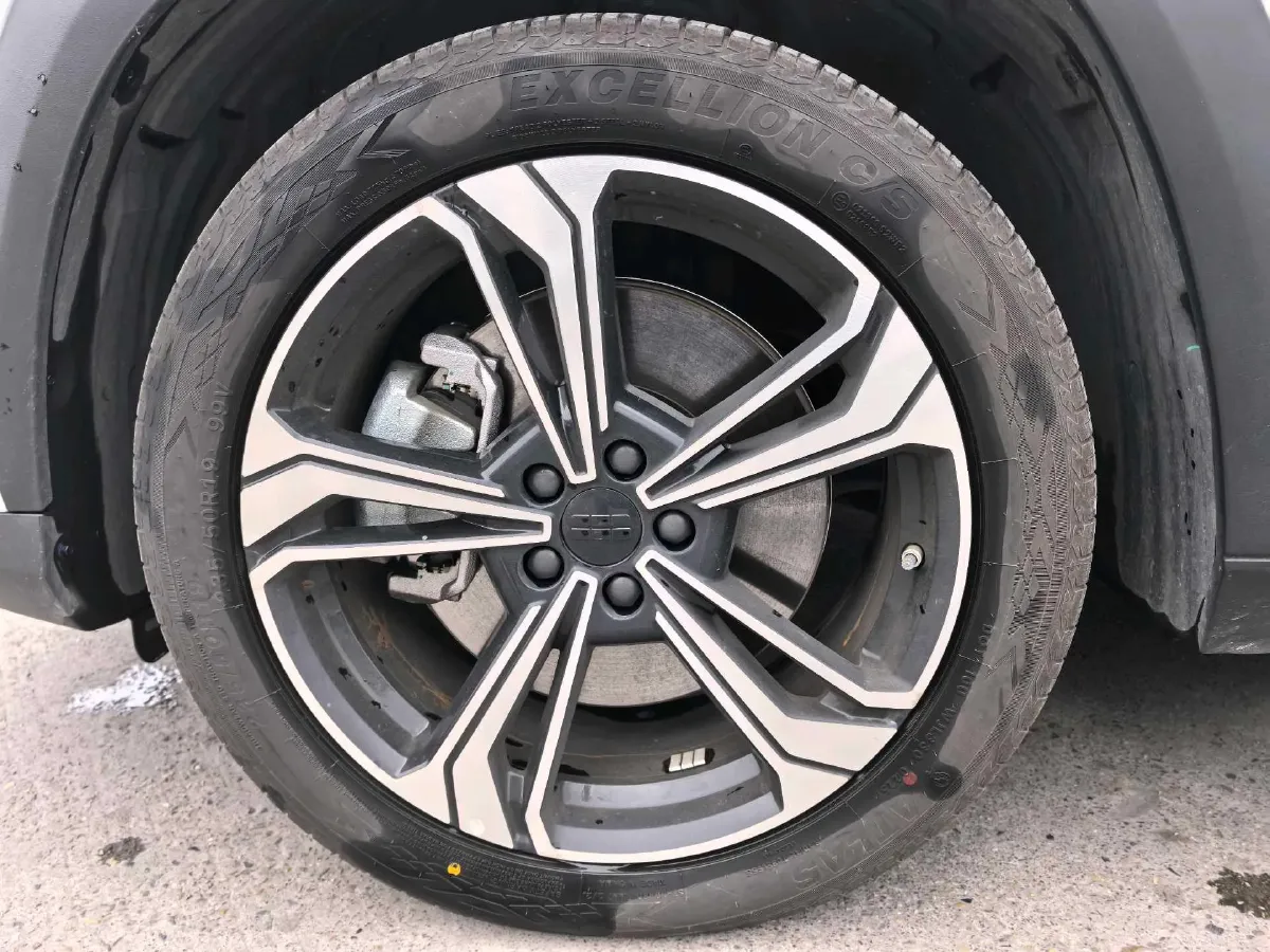 2025 Geely Galaxy L7 1.5L 112HP L4 1DHT PHEV 18.4KWH,autocango,china used car exporter,china ev exporter,chinese used car exporter,chinese used ev exporter