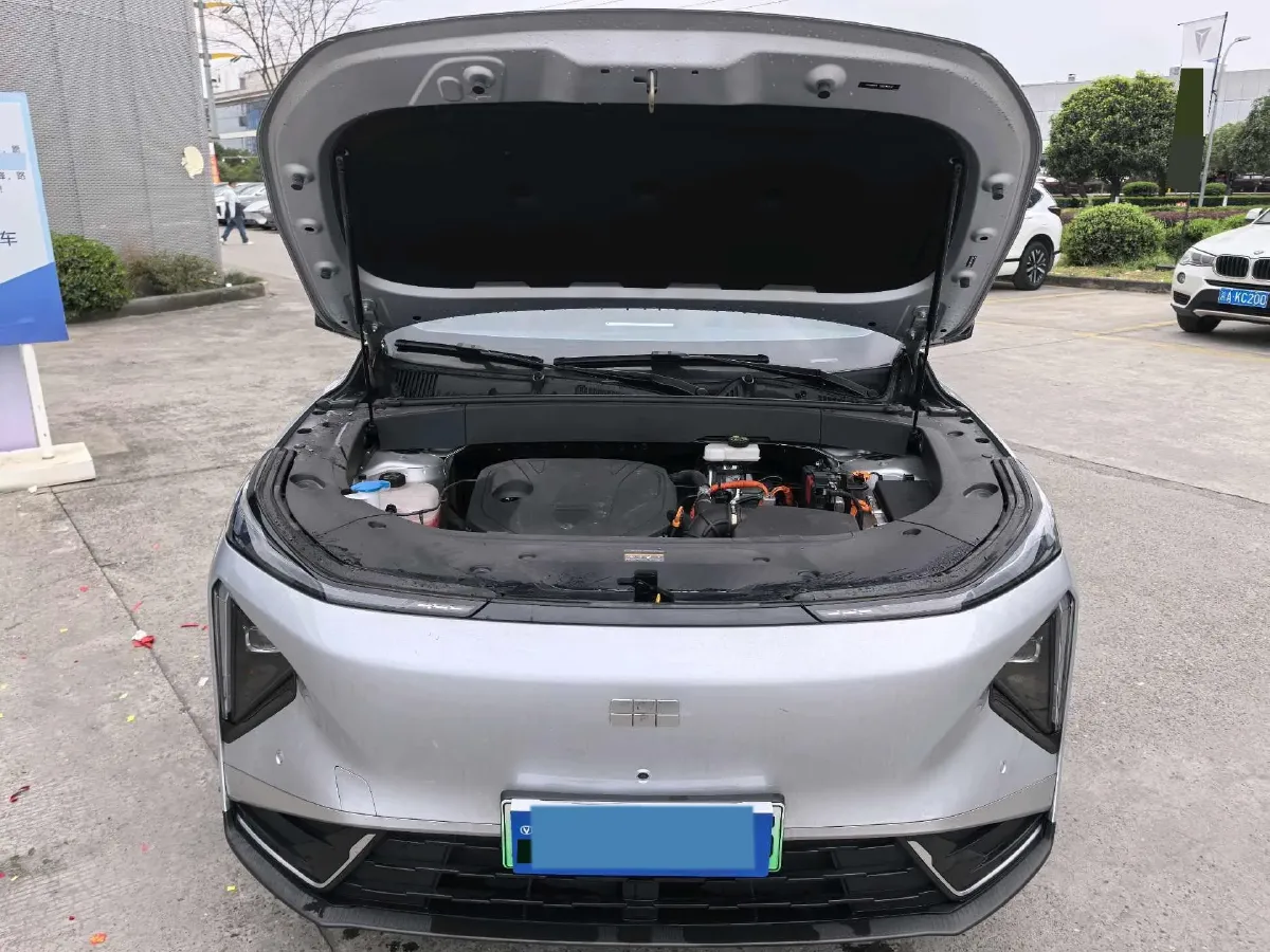 2025 Geely Galaxy L7 1.5L 112HP L4 1DHT PHEV 18.4KWH,autocango,china used car exporter,china ev exporter,chinese used car exporter,chinese used ev exporter