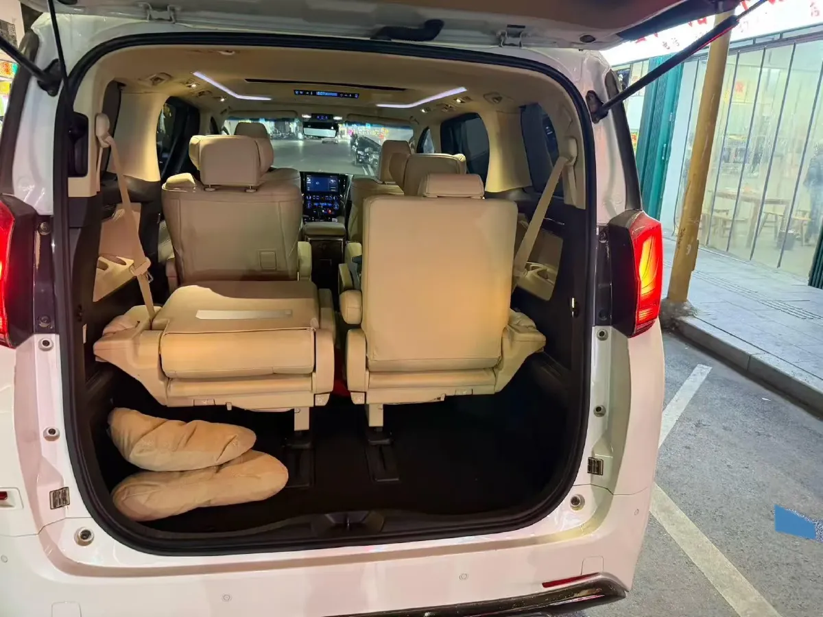 2021 Toyota Alphard 2.5L 117HP L4 E-CVT Hybrid,autocango,china used car exporter,china ev exporter,chinese used car exporter,chinese used ev exporter