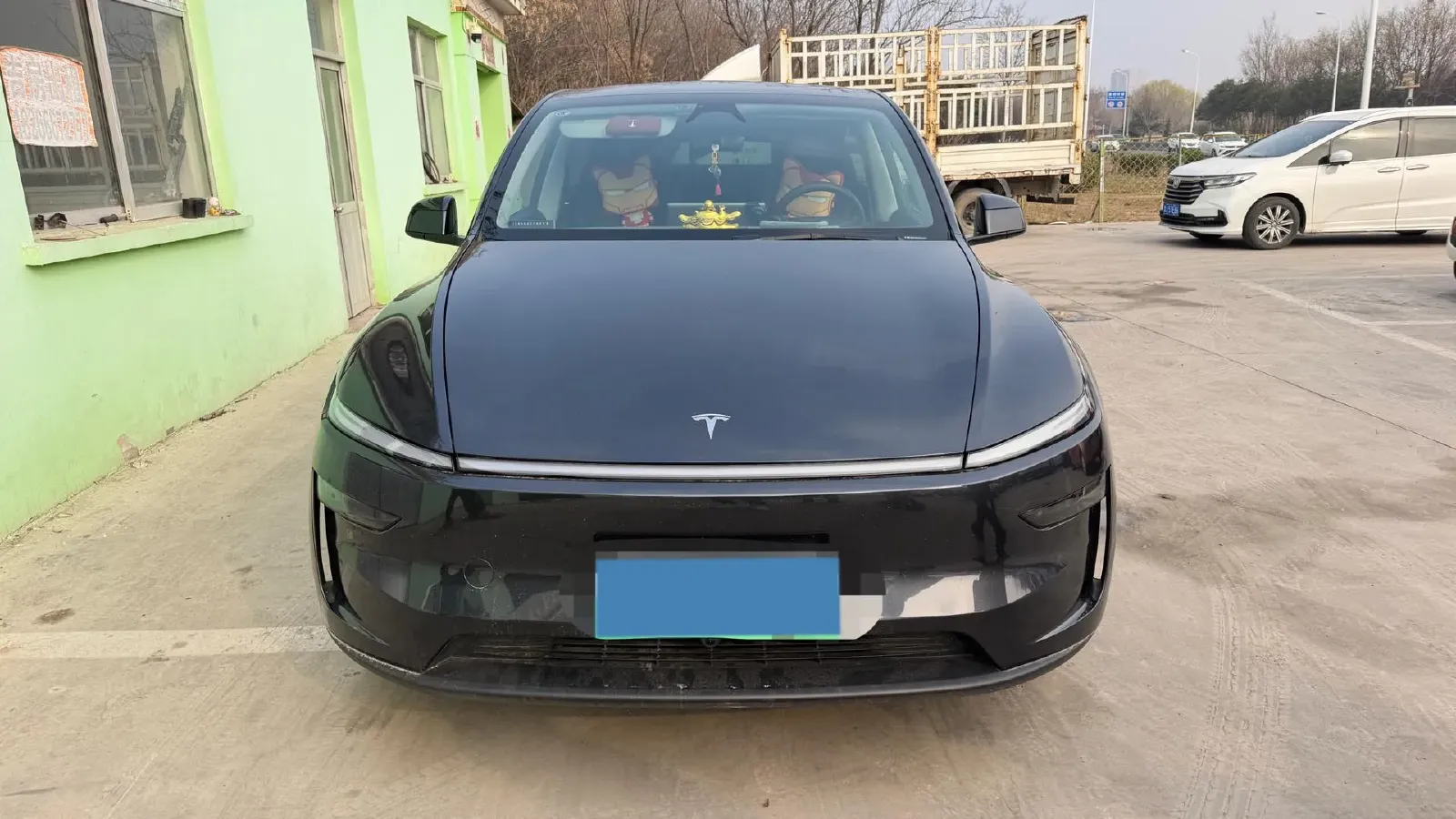 2025 Tesla Model Y BEV 78.4KWH,autocango,china used car exporter,china ev exporter,chinese used car exporter,chinese used ev exporter