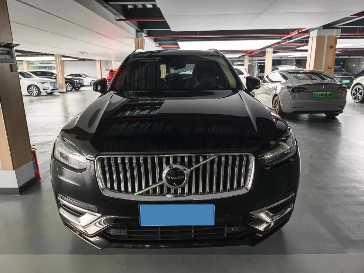 2020 Volvo XC90 2.0T 310HP L4 8AT,autocango,china used car exporter,china ev exporter,chinese used car exporter,chinese used ev exporter