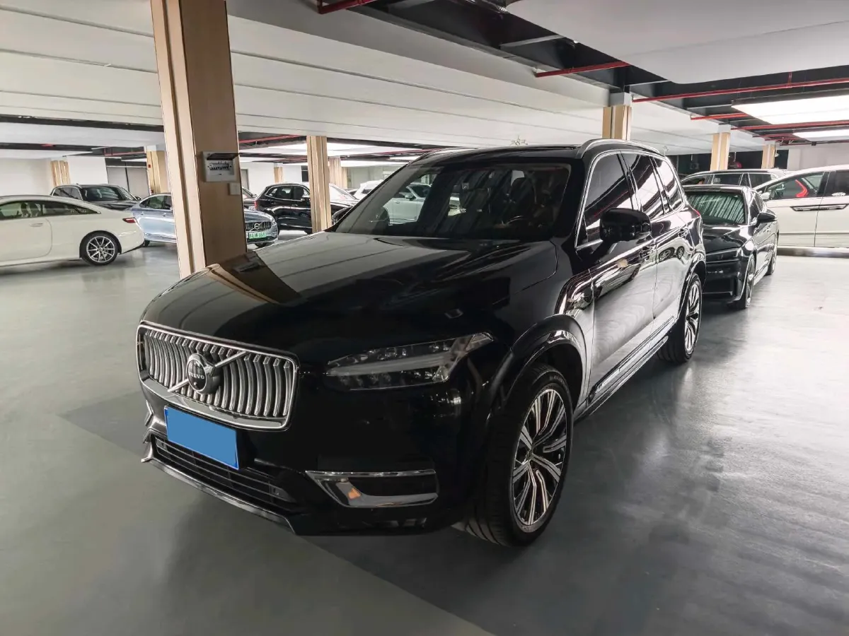 2020 Volvo XC90 2.0T 310HP L4 8AT,autocango,china used car exporter,china ev exporter,chinese used car exporter,chinese used ev exporter