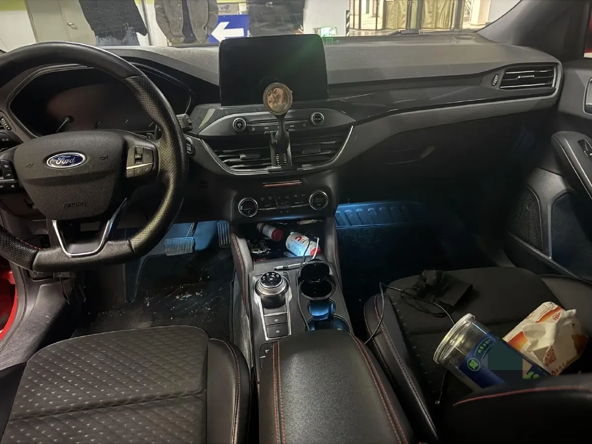 2019 Ford Focus 1.5T 184HP L3 8AT,autocango,china used car exporter,china ev exporter,chinese used car exporter,chinese used ev exporter