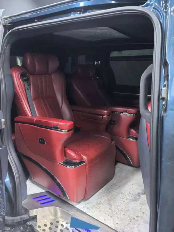 2018 GAC Trumpchi M8 2.0T 201HP L4 6AT,autocango,china used car exporter,china ev exporter,chinese used car exporter,chinese used ev exporter