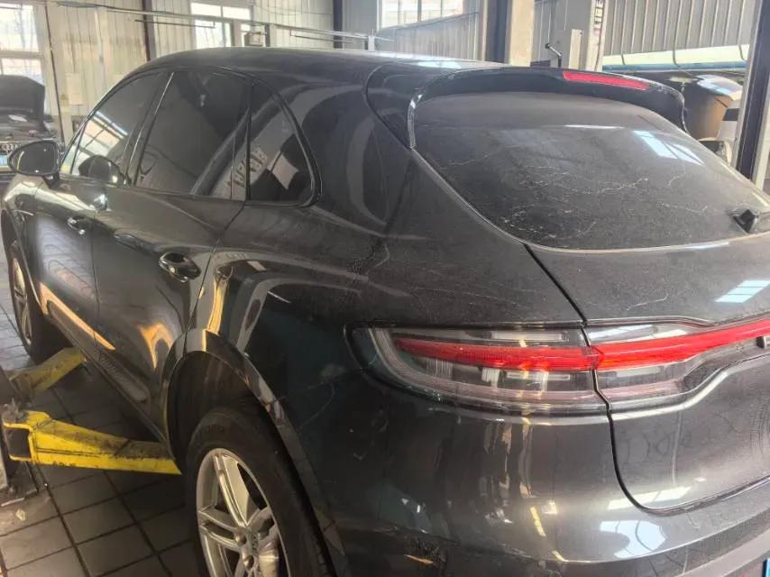 2023 Porsche Macan 2.0T 265HP L4 7DCT,autocango,china used car exporter,china ev exporter,chinese used car exporter,chinese used ev exporter