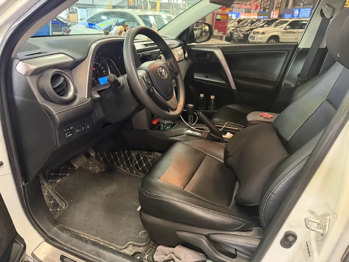 2018 Toyota RAV4 2.0L 151HP L4 CVT,autocango,china used car exporter,china ev exporter,chinese used car exporter,chinese used ev exporter