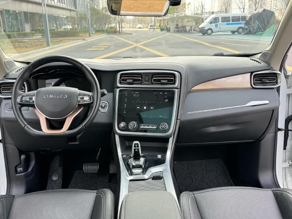 2018 Foton Tunland 2.0T 218HP L4 6AT,autocango,china used car exporter,china ev exporter,chinese used car exporter,chinese used ev exporter