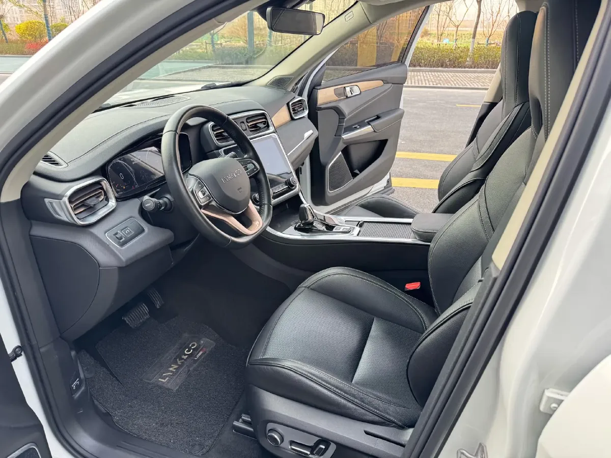 2018 Foton Tunland 2.0T 218HP L4 6AT,autocango,china used car exporter,china ev exporter,chinese used car exporter,chinese used ev exporter