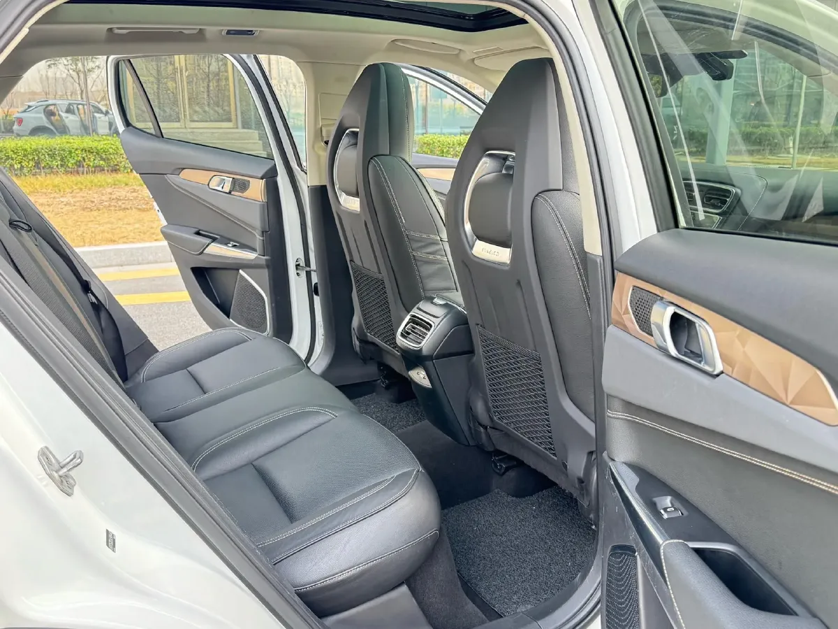 2018 Foton Tunland 2.0T 218HP L4 6AT,autocango,china used car exporter,china ev exporter,chinese used car exporter,chinese used ev exporter