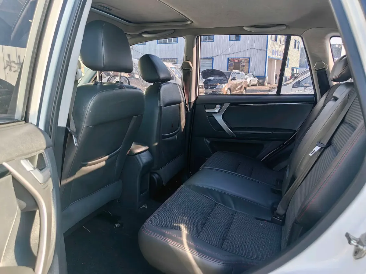 2018 Chery Tiggo 3 1.6L 126HP L4 5MT,autocango,china used car exporter,china ev exporter,chinese used car exporter,chinese used ev exporter