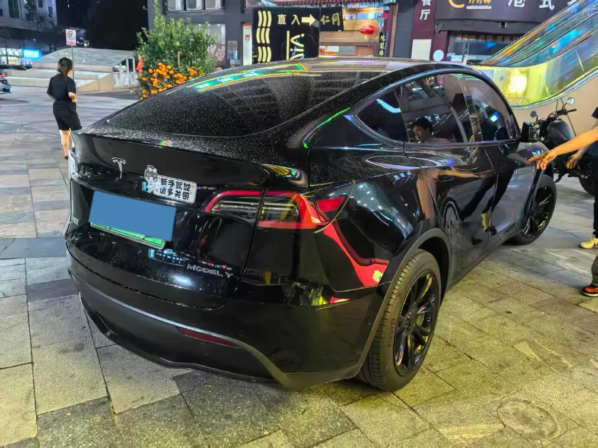 2022 Tesla Model Y BEV 60KWH,autocango,china used car exporter,china ev exporter,chinese used car exporter,chinese used ev exporter