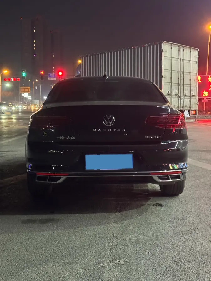 2024 Volkswagen Magotan 2.0T 186HP L4 7DCT,autocango,china used car exporter,china ev exporter,chinese used car exporter,chinese used ev exporter