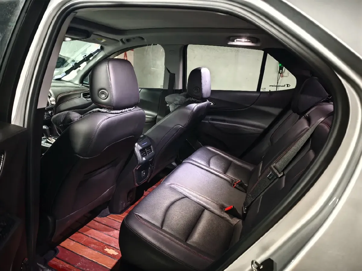 2019 Chevrolet Equinox 2.0T 260HP L4 9AT,autocango,china used car exporter,china ev exporter,chinese used car exporter,chinese used ev exporter