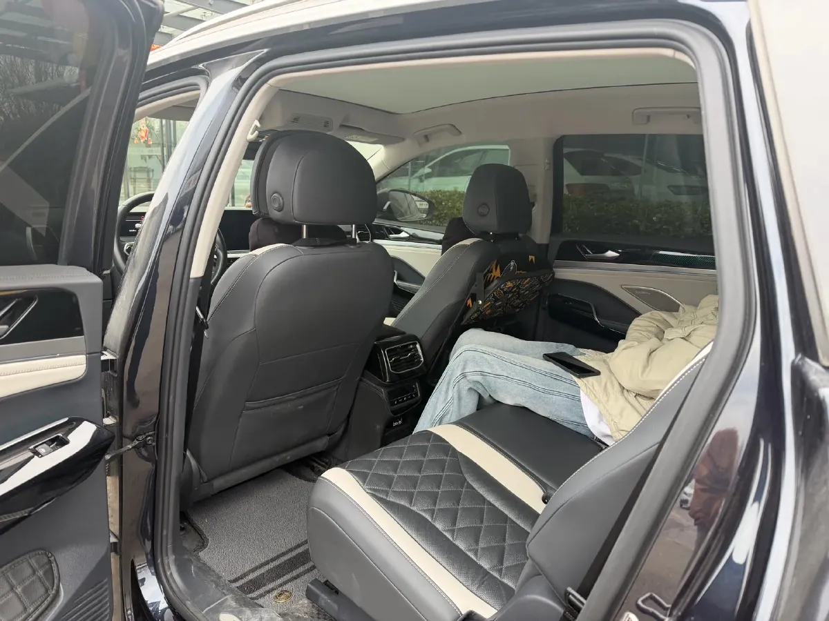 2021 Volkswagen ID.6 Crozz BEV 84.8KWH,autocango,china used car exporter,china ev exporter,chinese used car exporter,chinese used ev exporter