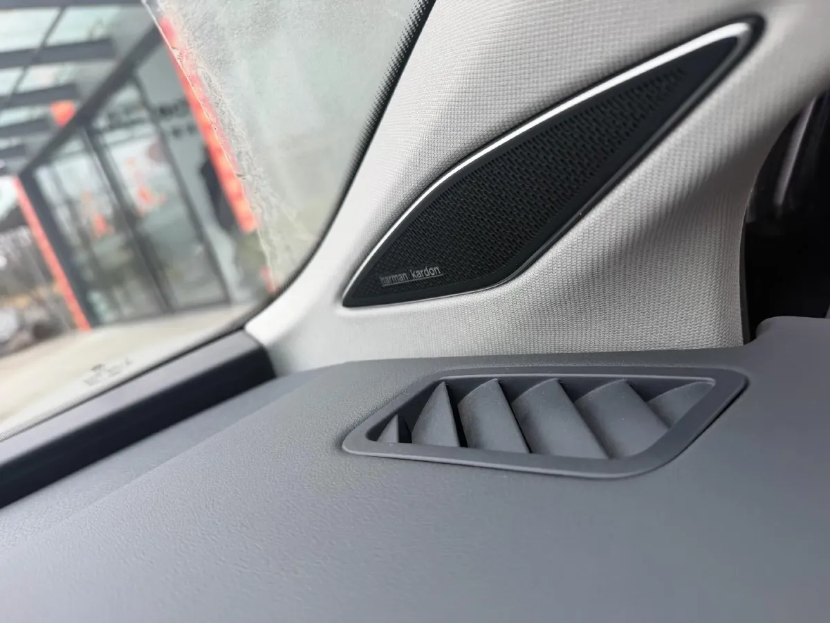 2021 Volkswagen ID.6 Crozz BEV 84.8KWH,autocango,china used car exporter,china ev exporter,chinese used car exporter,chinese used ev exporter