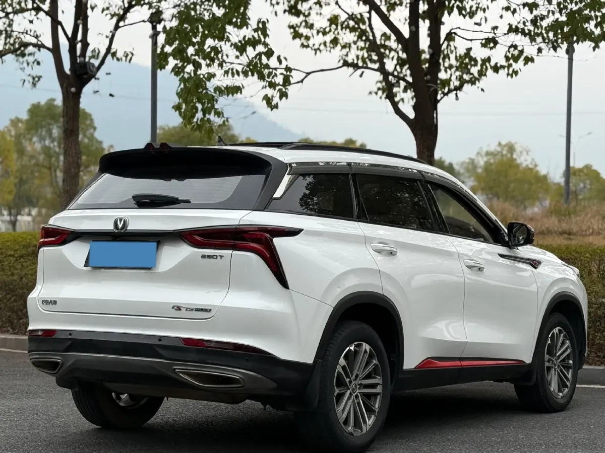 2021 ChangAn CS75 Plus 1.5T 178HP L4 6AT,autocango,china used car exporter,china ev exporter,chinese used car exporter,chinese used ev exporter