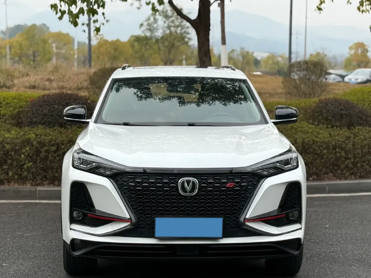 2021 ChangAn CS75 Plus 1.5T 178HP L4 6AT,autocango,china used car exporter,china ev exporter,chinese used car exporter,chinese used ev exporter