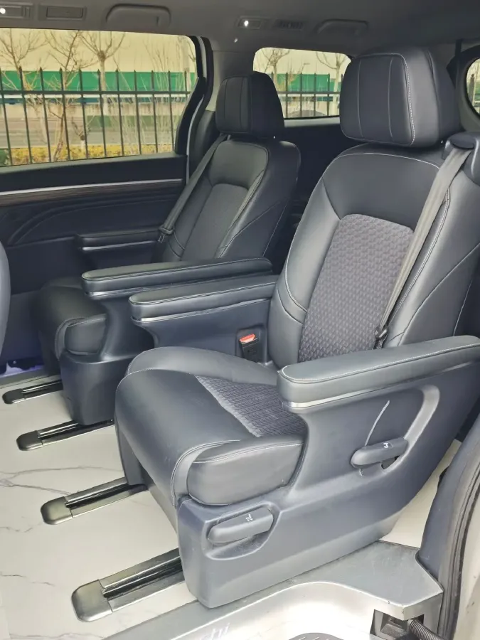 2020 GAC Trumpchi M8 2.0T 252HP L4 8AT,autocango,china used car exporter,china ev exporter,chinese used car exporter,chinese used ev exporter