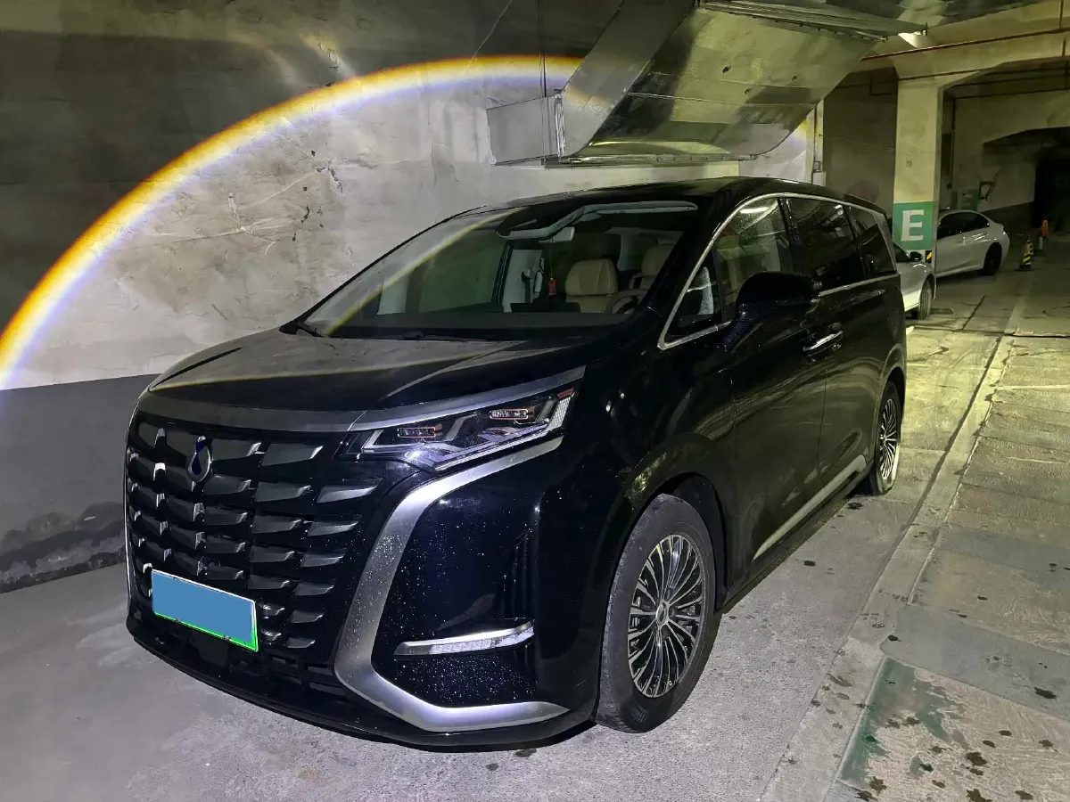 2022 HongQi HS7 3.0T 337HP V6 8AT,autocango,china used car exporter,china ev exporter,chinese used car exporter,chinese used ev exporter