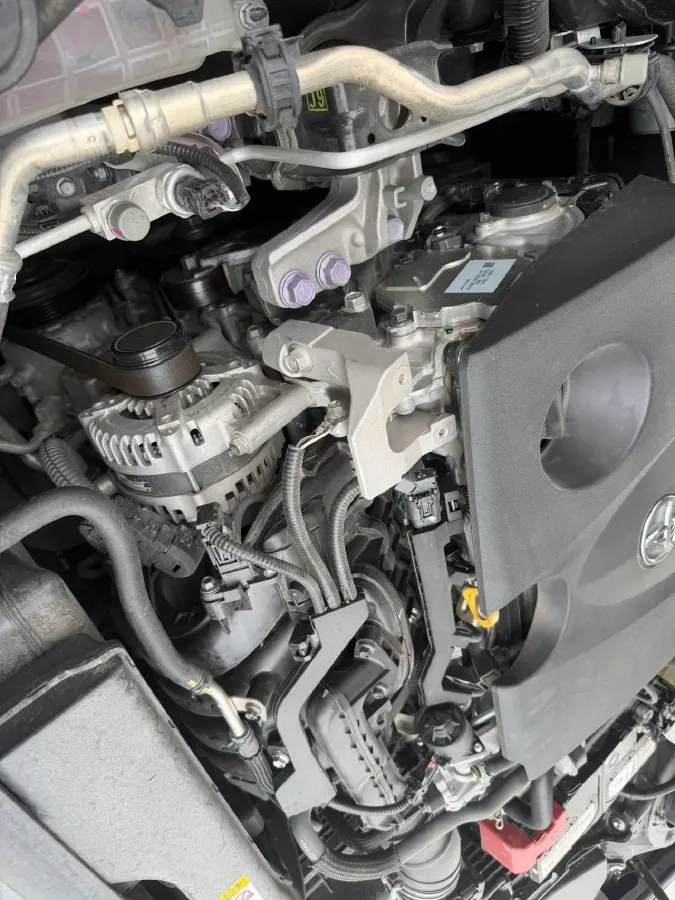 2023 Toyota Avalon 2.0L 177HP L4 CVT,autocango,china used car exporter,china ev exporter,chinese used car exporter,chinese used ev exporter