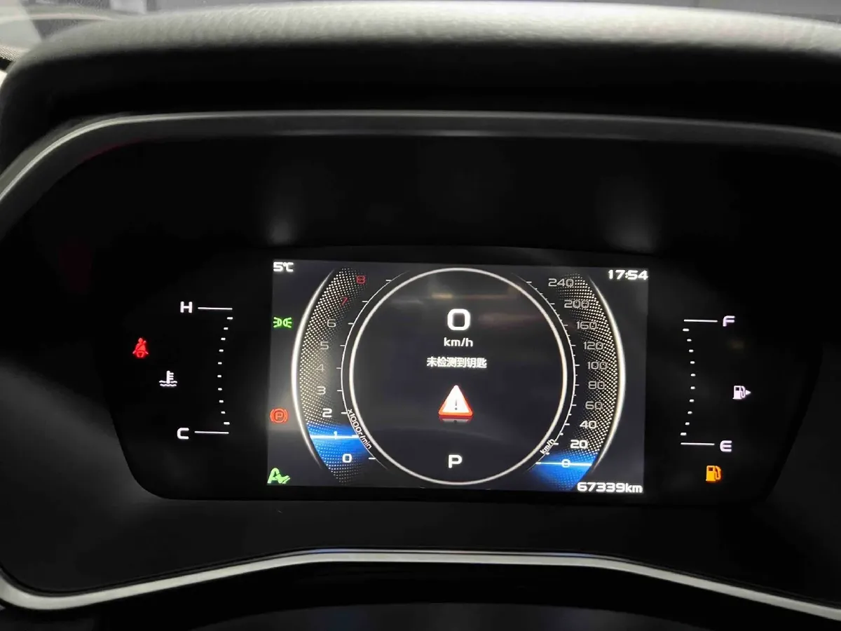 2021 Geely Preface 2.0T 190HP L4 7DCT,autocango,china used car exporter,china ev exporter,chinese used car exporter,chinese used ev exporter