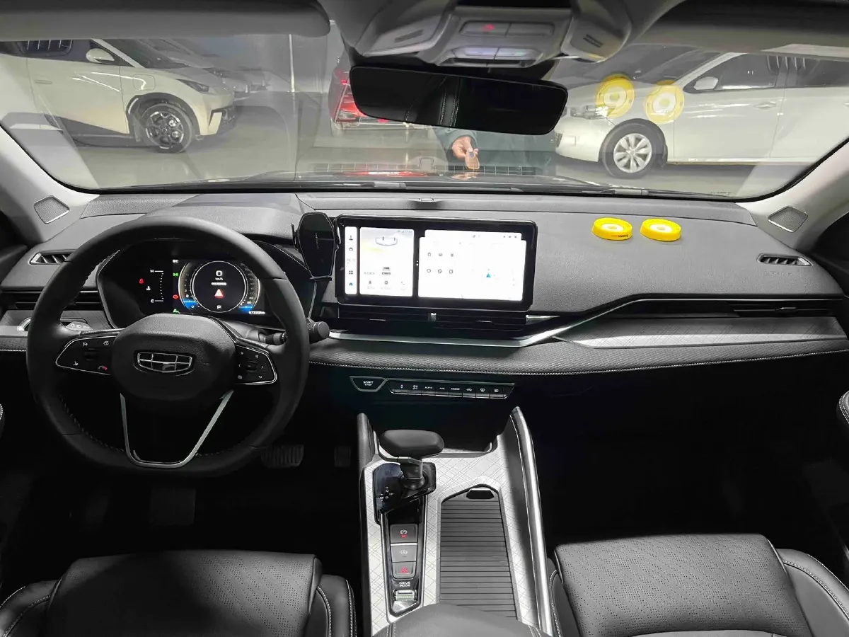 2021 Geely Preface 2.0T 190HP L4 7DCT,autocango,china used car exporter,china ev exporter,chinese used car exporter,chinese used ev exporter