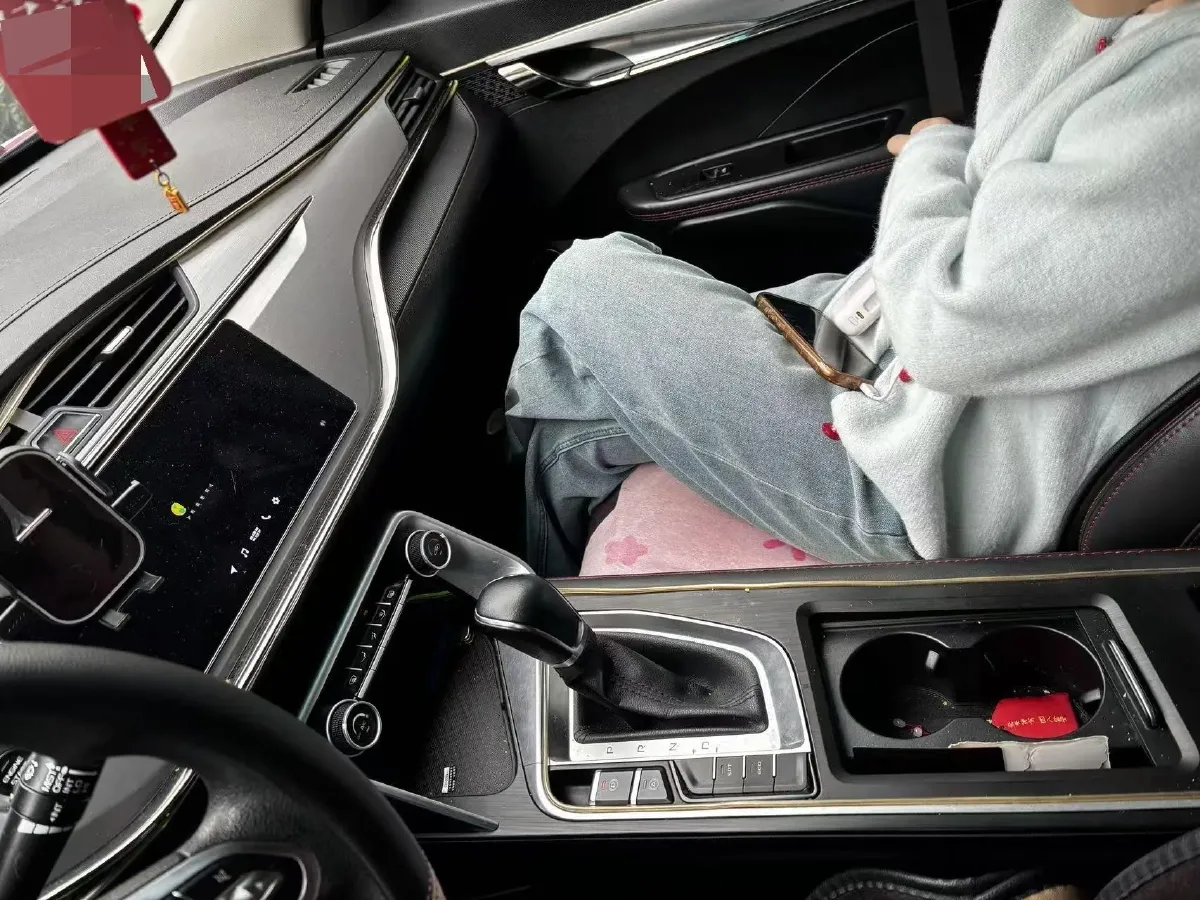 2019 Geely Binray 1.0T 136HP L3 6DCT,autocango,china used car exporter,china ev exporter,chinese used car exporter,chinese used ev exporter