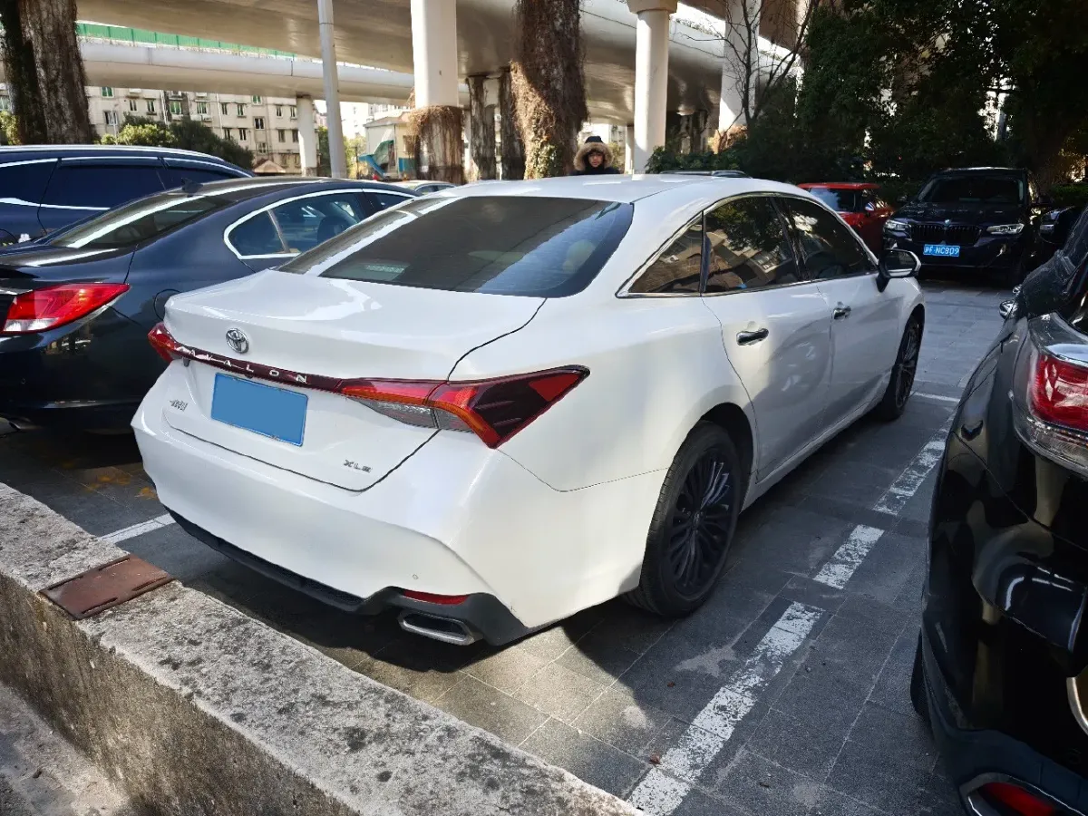 2019 Toyota Avalon 2.0L 178HP L4 CVT,autocango,china used car exporter,china ev exporter,chinese used car exporter,chinese used ev exporter
