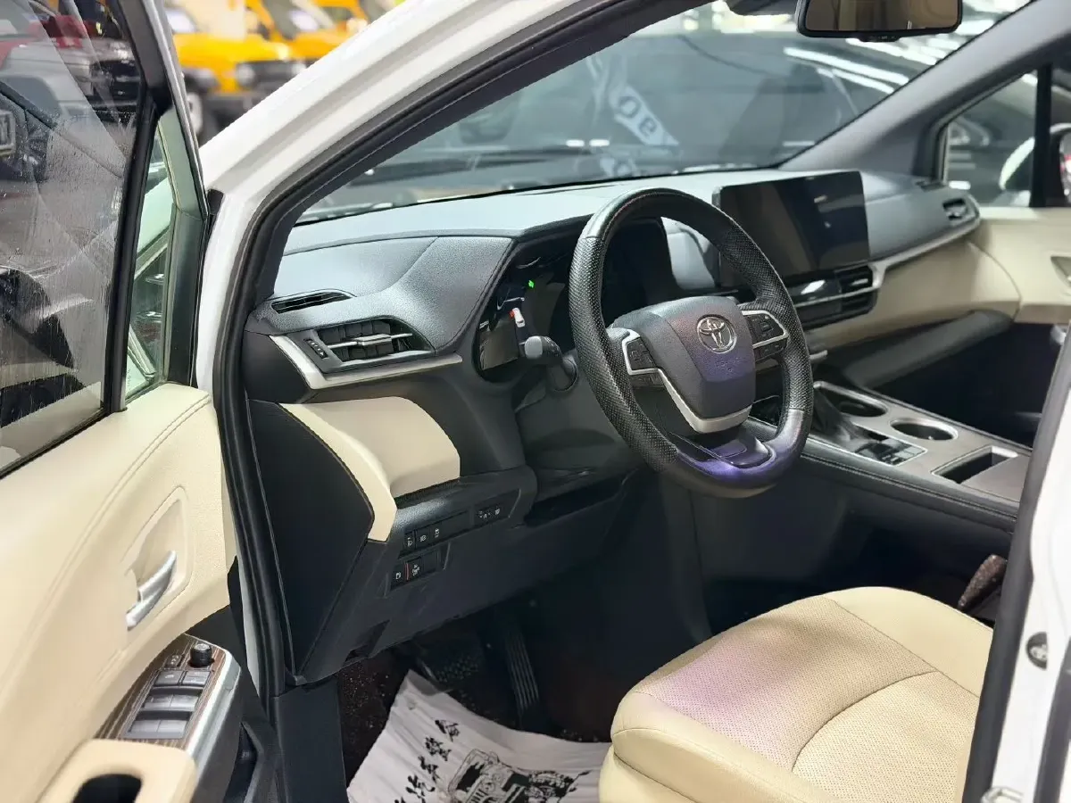 2021 Toyota Sienna 2.5L 192HP L4 E-CVT Hybrid,autocango,china used car exporter,china ev exporter,chinese used car exporter,chinese used ev exporter