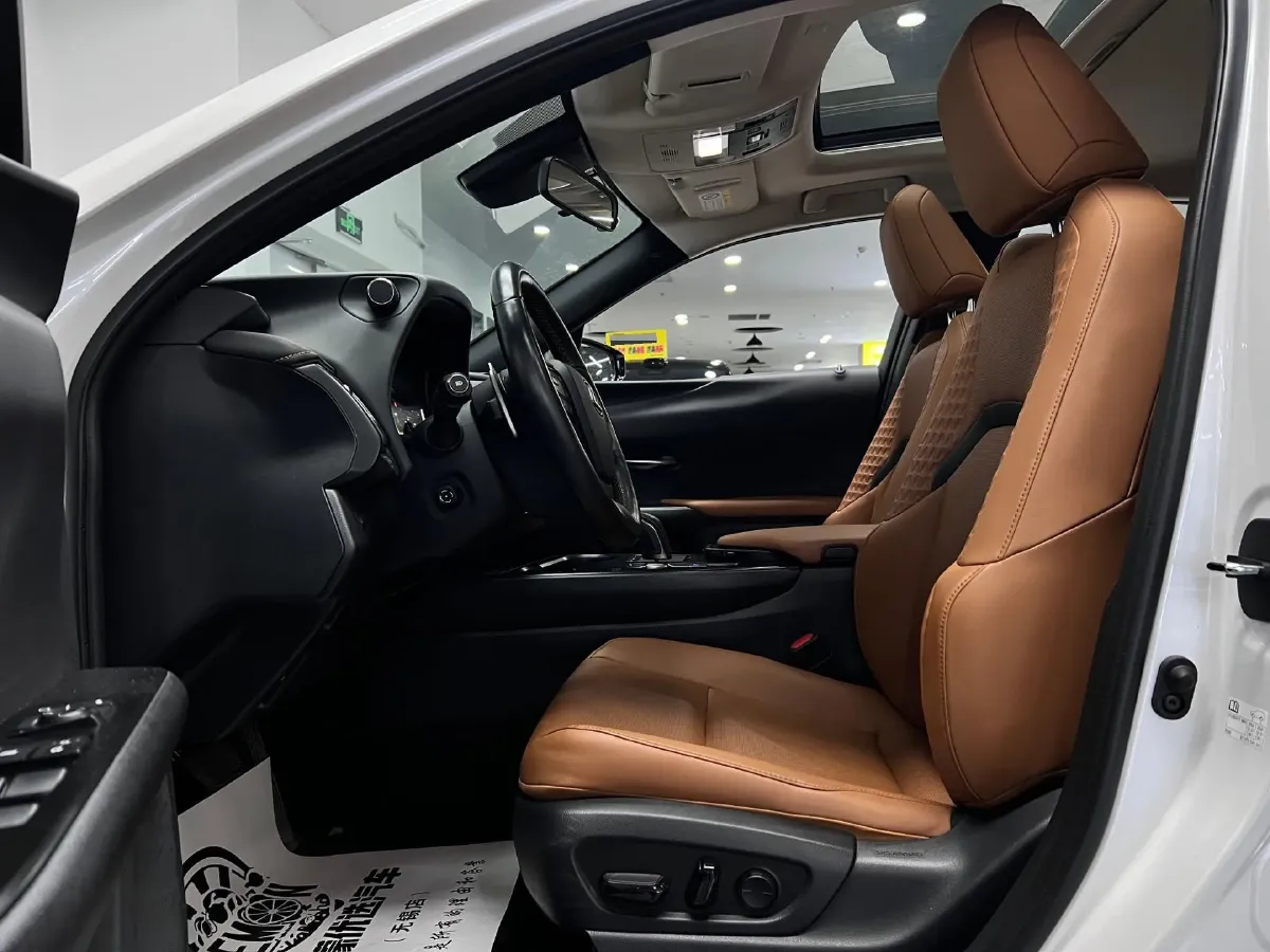 2020 Lexus UX BEV 54.35KWH,autocango,china used car exporter,china ev exporter,chinese used car exporter,chinese used ev exporter