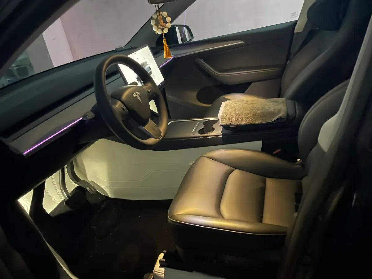 2024 Tesla Model Y BEV 78.4KWH,autocango,china used car exporter,china ev exporter,chinese used car exporter,chinese used ev exporter