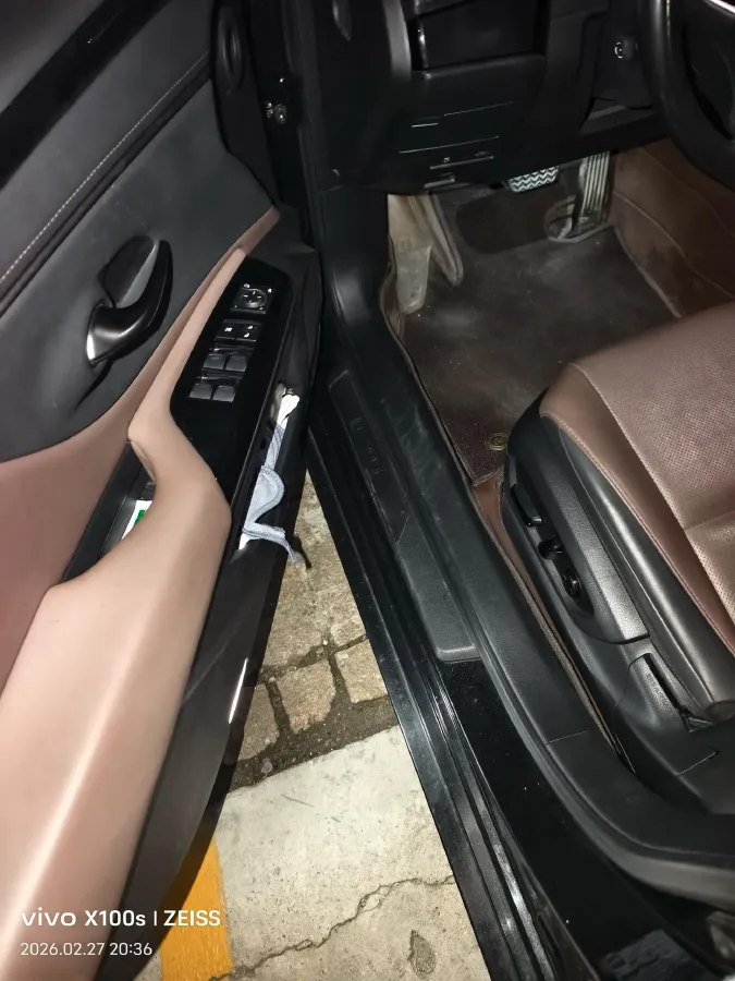 2023 Lexus ES 2.0L 173HP L4 CVT,autocango,china used car exporter,china ev exporter,chinese used car exporter,chinese used ev exporter