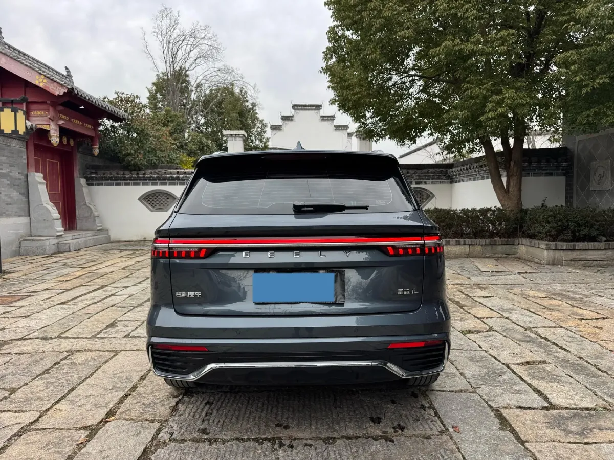 2024 Geely Monjaro 2.0T 238HP L4 8AT,autocango,china used car exporter,china ev exporter,chinese used car exporter,chinese used ev exporter