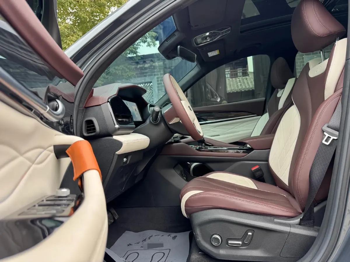 2024 Geely Monjaro 2.0T 238HP L4 8AT,autocango,china used car exporter,china ev exporter,chinese used car exporter,chinese used ev exporter