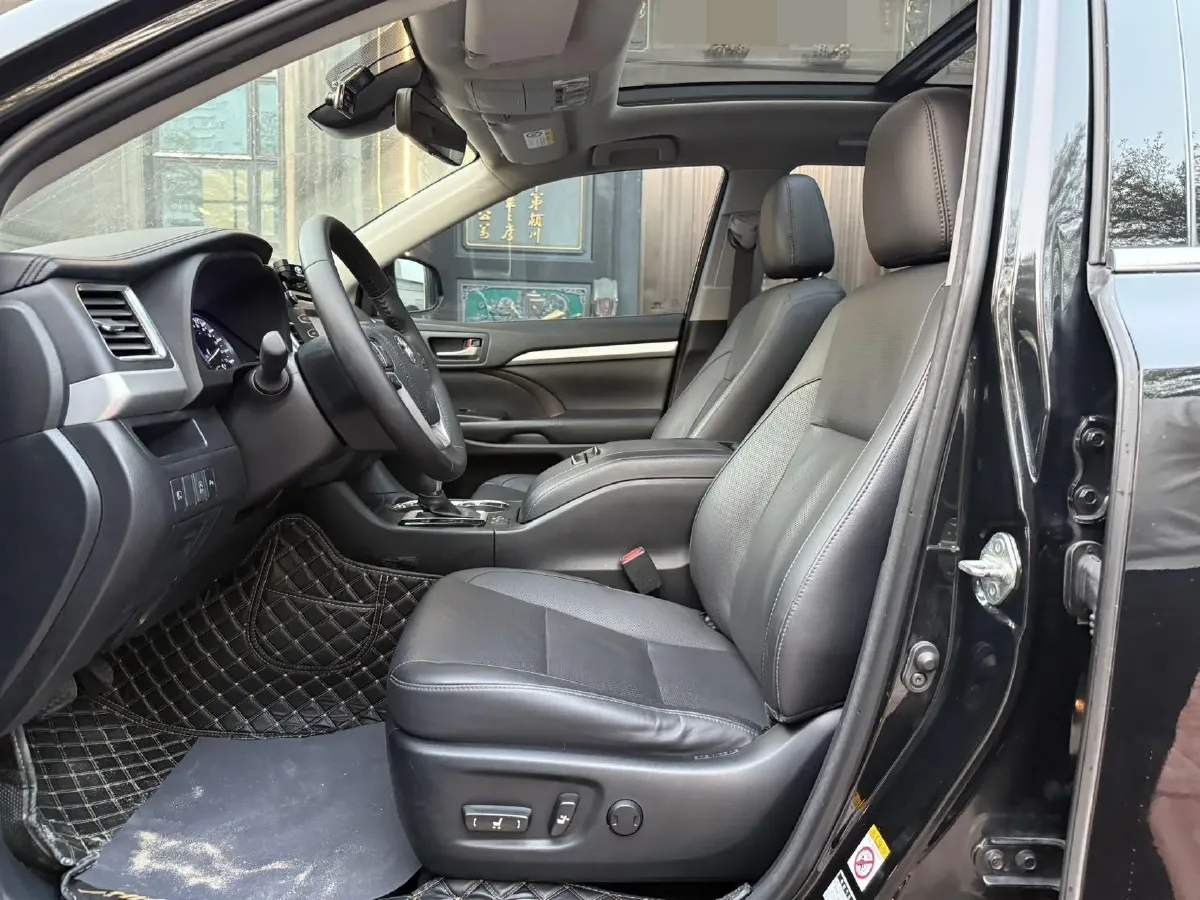 2018 Toyota Highlander 2.0T 220HP L4 6AT,autocango,china used car exporter,china ev exporter,chinese used car exporter,chinese used ev exporter