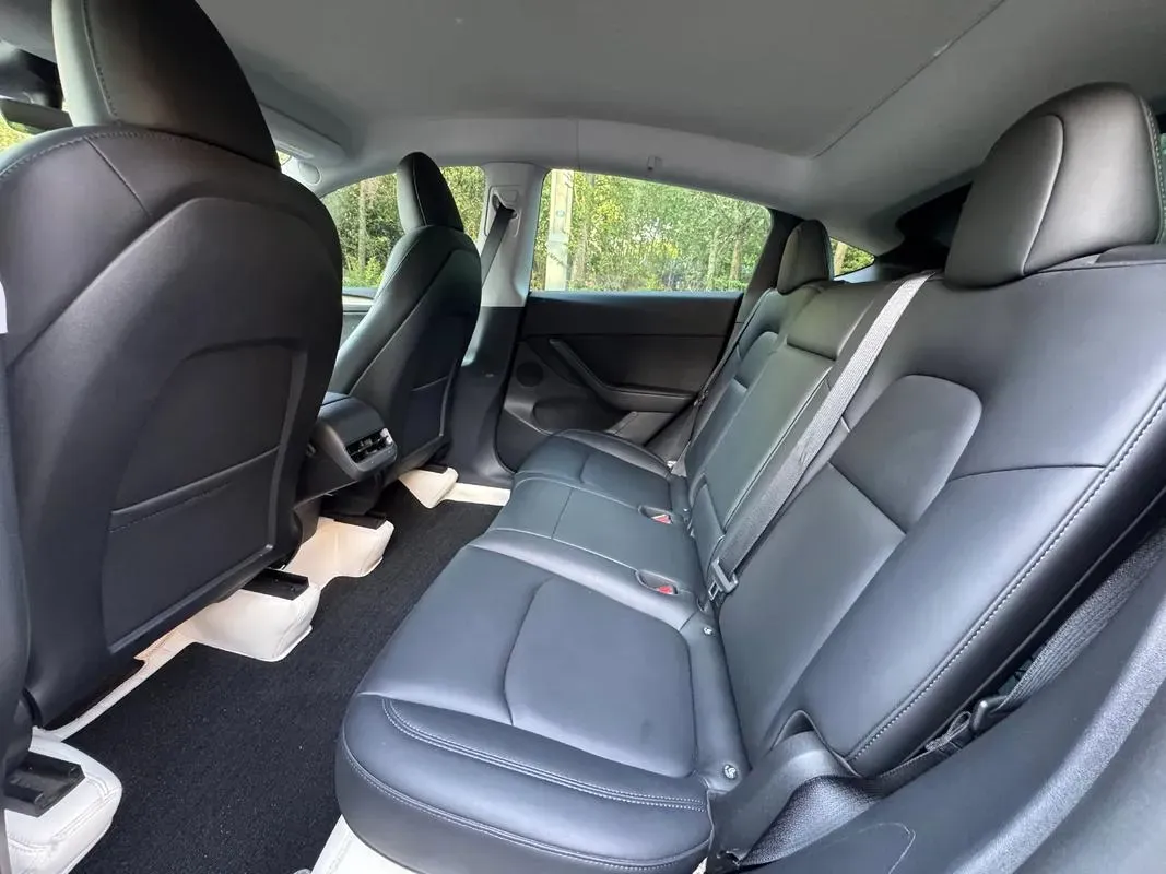 2022 Tesla Model Y BEV 60KWH,autocango,china used car exporter,china ev exporter,chinese used car exporter,chinese used ev exporter