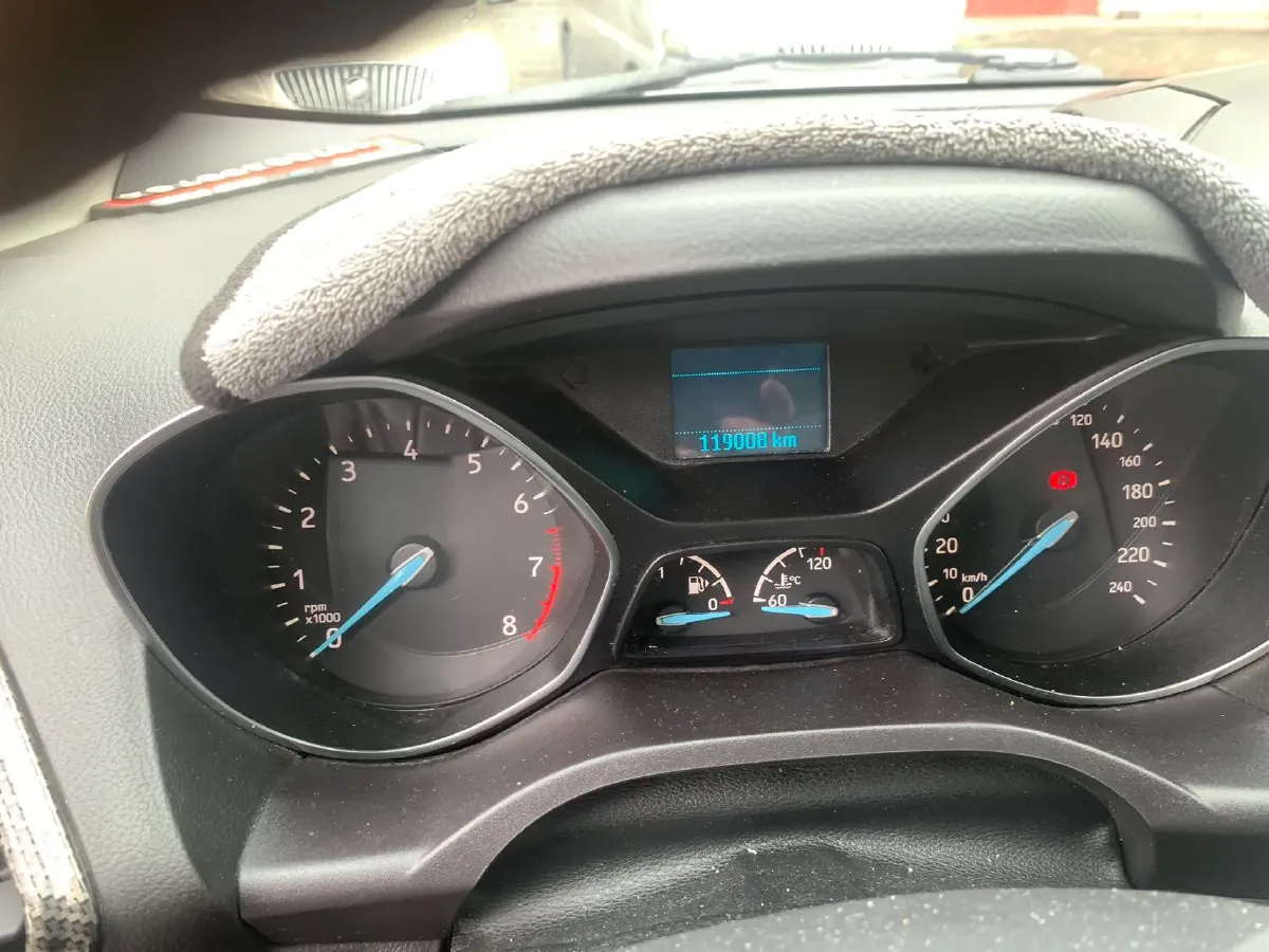 2018 Ford Kuga 1.5T 181HP L4 6AT,autocango,china used car exporter,china ev exporter,chinese used car exporter,chinese used ev exporter